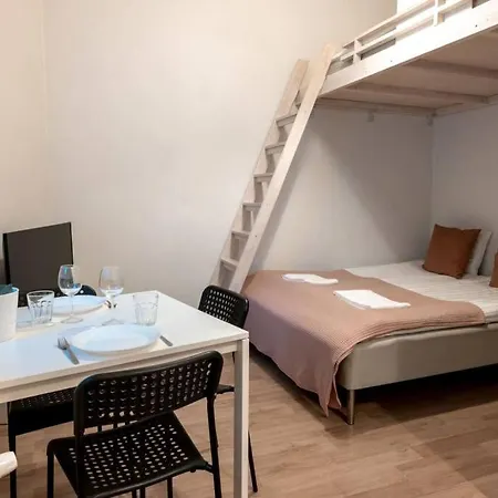 Апартаменты Poista 2ndhomes Kamppi 3 *